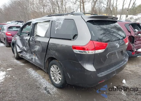2012 Toyota Sienna Xle V6 8 Passenger from USA, damaged, VIN 5TDYK3DC6CS246443